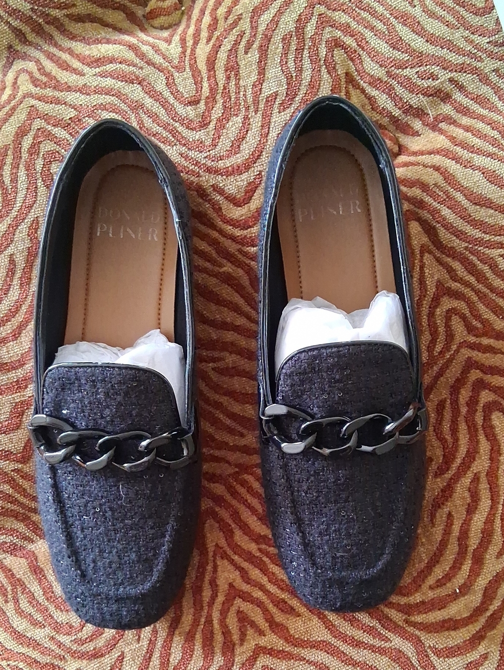 Donald J. Pliner Women's Black Tweed Chain-Trim Loafers With Slight Bling Accent
